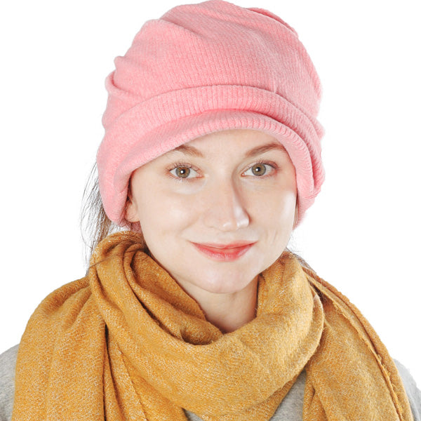 Women Beanie with bill forbusite