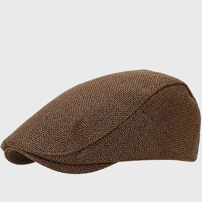Brown flat cap with an Ivy cap design made from breathable POLYESTER. This driving cap adds a touch of sophistication to any casual or semi-formal outfit.