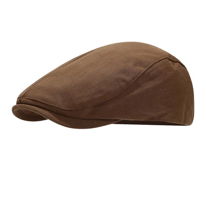Brown flat cap with ivy design and adjustable fit, ideal for casual and vintage-inspired outfits. Stylish and comfortable for everyday wear.