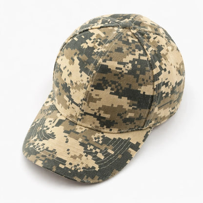 Light brown camouflage cotton baseball cap. Ideal for outdoor activities and sports.
