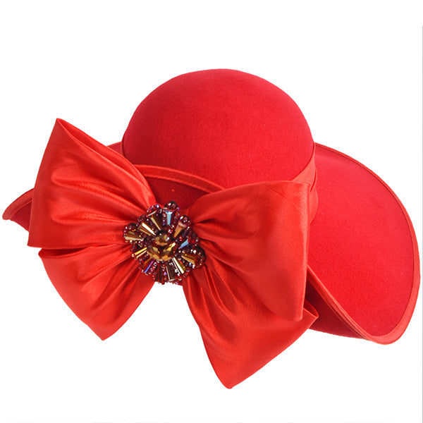 felt hat lady