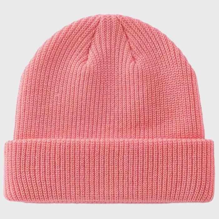 Pink winter beanie – Cozy and soft knitted hat, offering warmth and a stylish touch for any cold-weather activity.