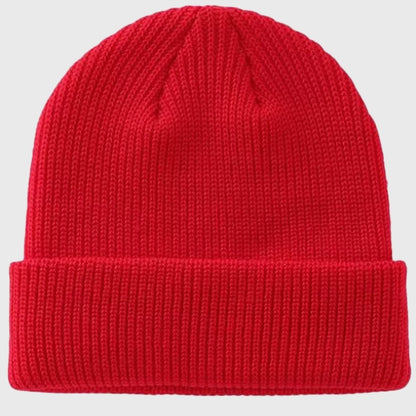 Red cuffed knit winter beanie – Bright and stylish hat for cold weather, perfect for casual outings and outdoor activities.