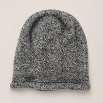 Gray women’s fleece-lined slouchy beanie with rolled edge