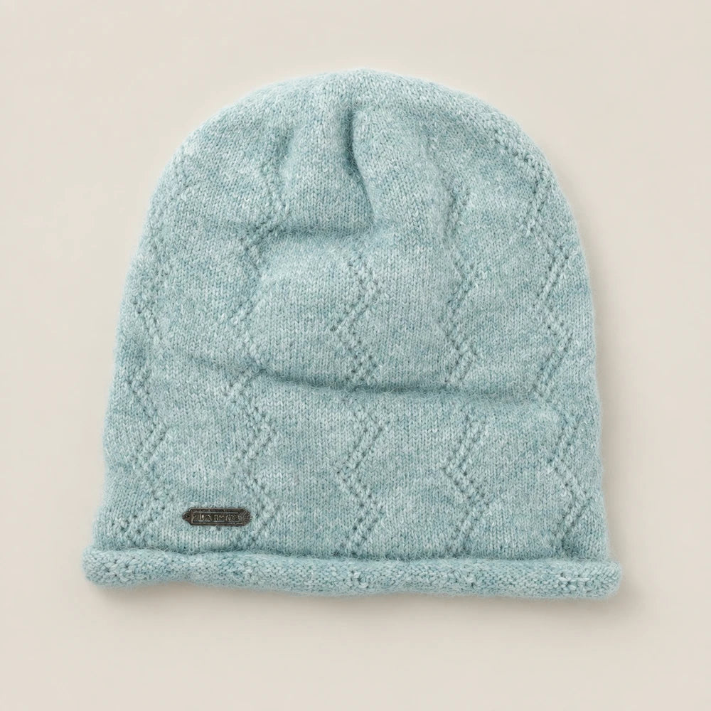 Mint green women’s fleece-lined slouchy beanie