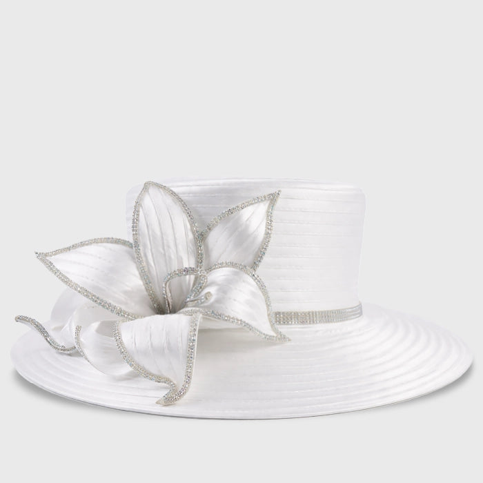 Timeless white church hat with a stunning flower accent, perfect for weddings, church services, and elegant events.
