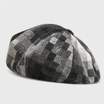 Adjustable pink beret hat for women, stylish and trendy for retro-inspired winter fashion.